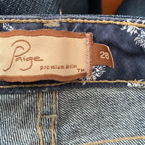 Paige Hollywood Hills Boot Cut Low Rise Jeans | Size 28 - Picture 7 of 10